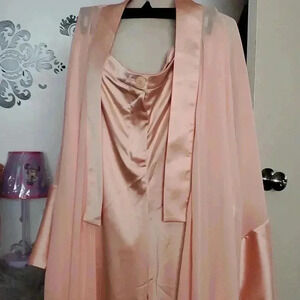 Lovely pant and peach duster set